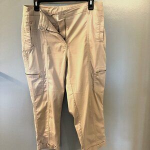 NWOT CHICO’S Utility Crop Pants 0.5 Tan Luxe Twill Stretch Rolled Cuffs